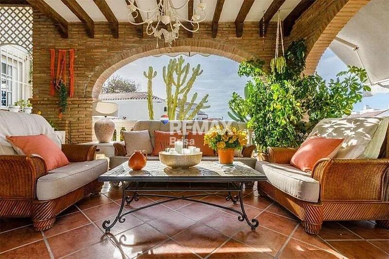 4 bedroom Duplex for Long Term Rent