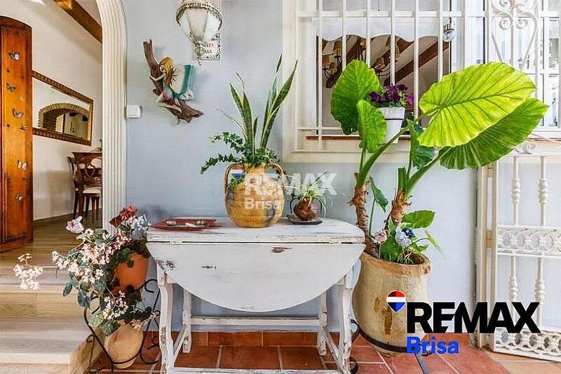 4 bedroom Duplex for Long Term Rent