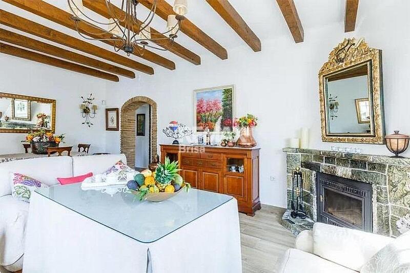 4 bedroom Duplex for Long Term Rent