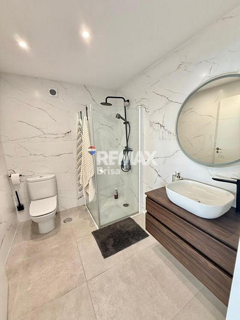 1 bedroom Apartment for Long Term Rent