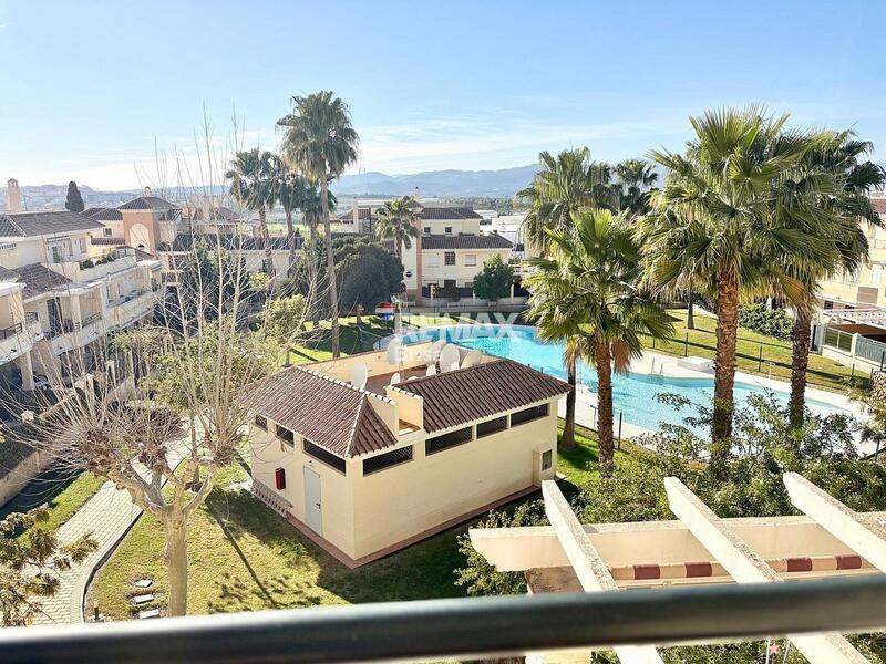 4 bedroom Apartment for sale