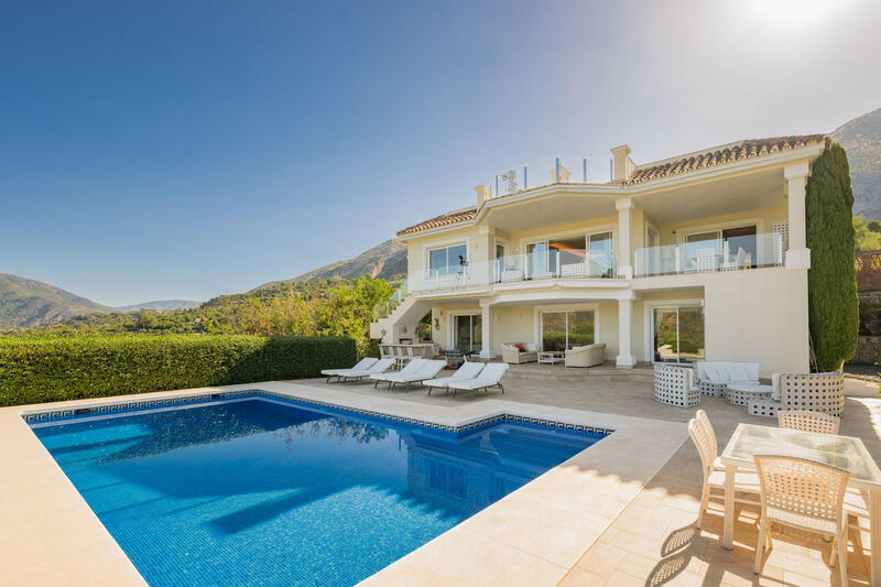 5 bedroom Villa for sale