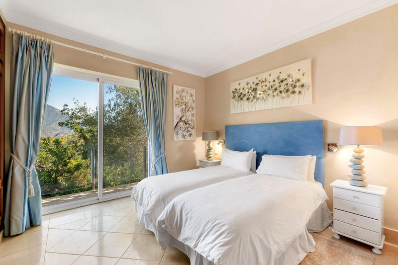 5 bedroom Villa for sale