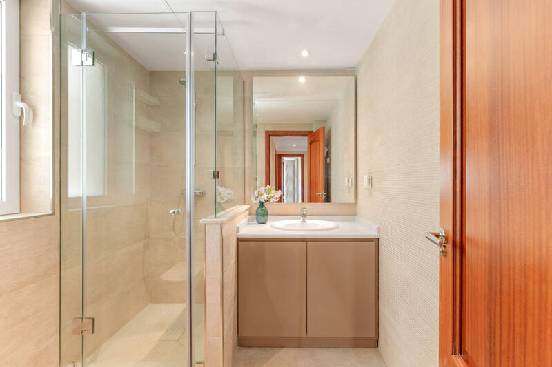 5 bedroom Villa for sale