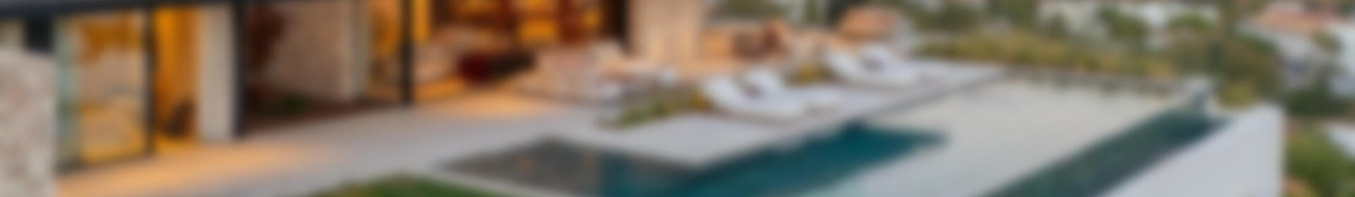 8 bedroom Villa for sale