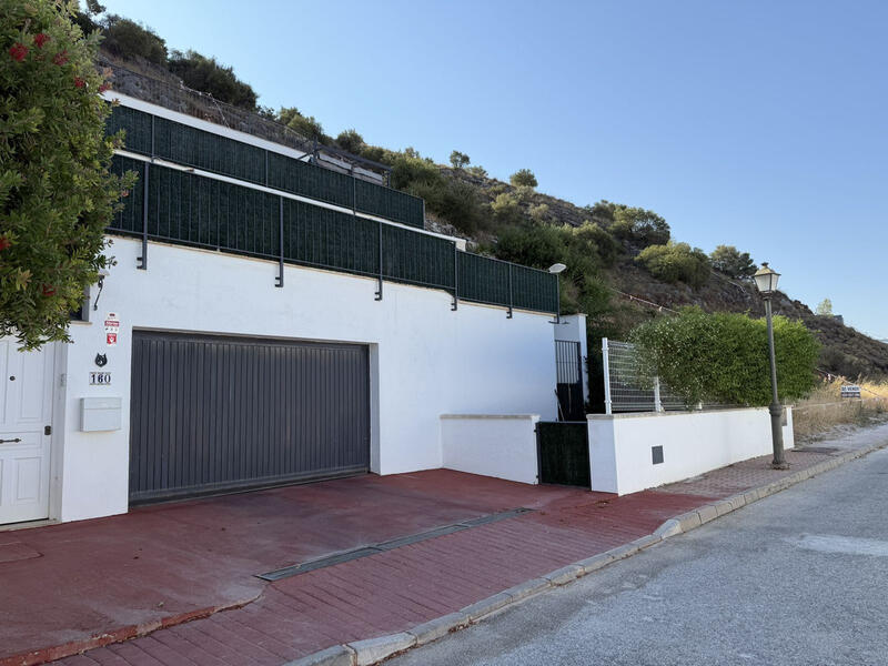 3 bedroom Villa for sale