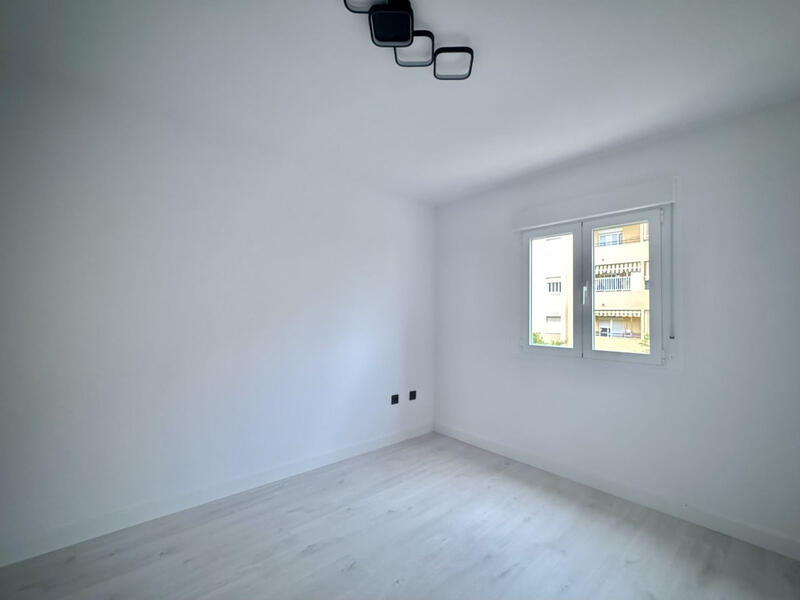 4 Schlafzimmer Appartement zu verkaufen