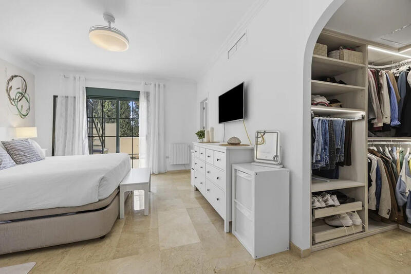 3 Schlafzimmer Stadthaus zu verkaufen