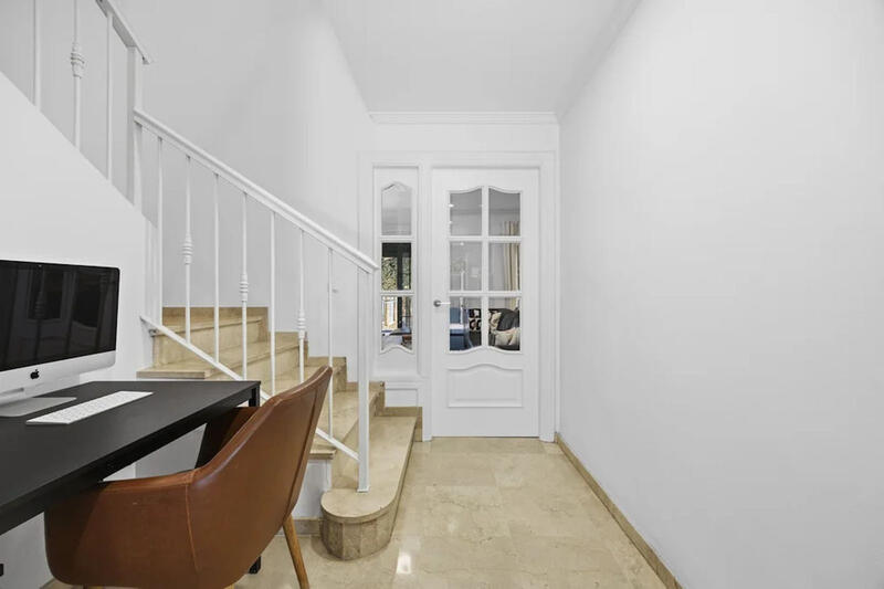 3 Schlafzimmer Stadthaus zu verkaufen