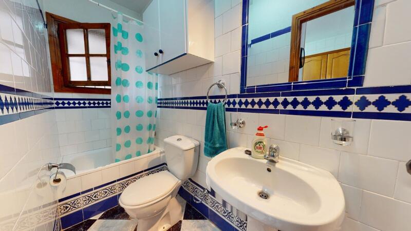 2 bedroom Townhouse for sale