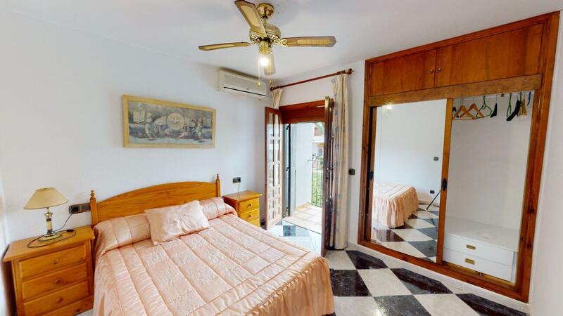 2 bedroom Townhouse for sale