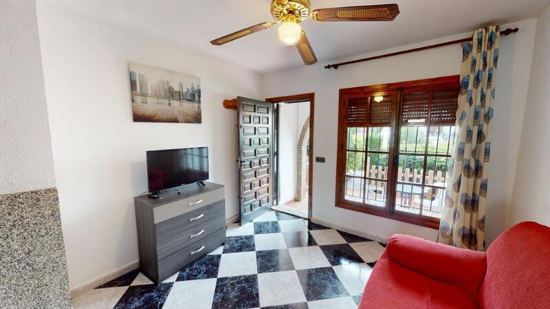 2 bedroom Townhouse for sale