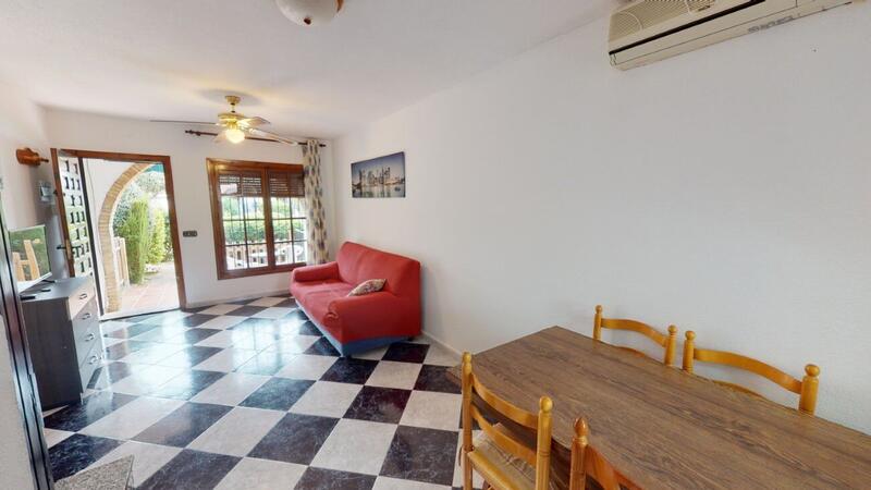 2 bedroom Townhouse for sale