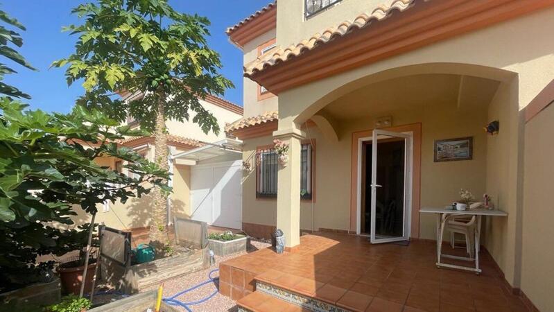 4 Cuarto Villa en venta