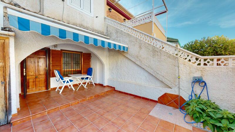 Apartamento en venta en Mil Palmeras, Alicante