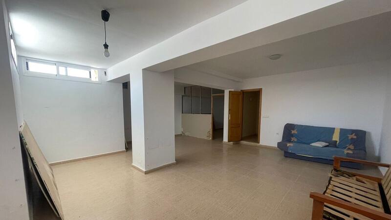 2 Cuarto Villa en venta