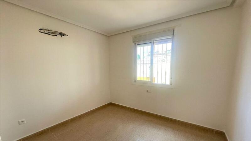 2 Cuarto Villa en venta