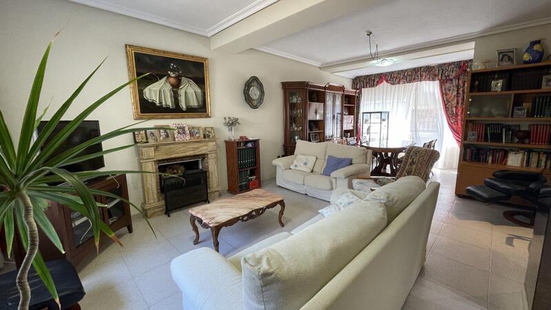 5 Cuarto Villa en venta