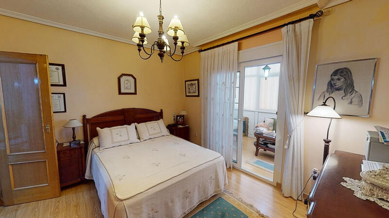 6 Cuarto Villa en venta
