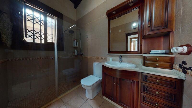 6 Cuarto Villa en venta