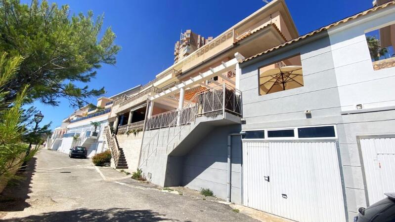 4 Cuarto Villa en venta