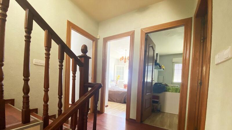 4 Cuarto Villa en venta