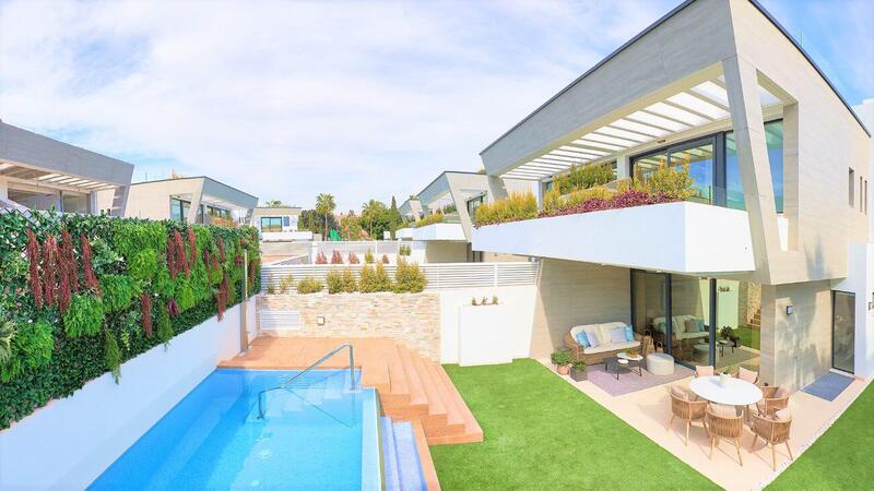 Townhouse for sale in Marbella, Málaga