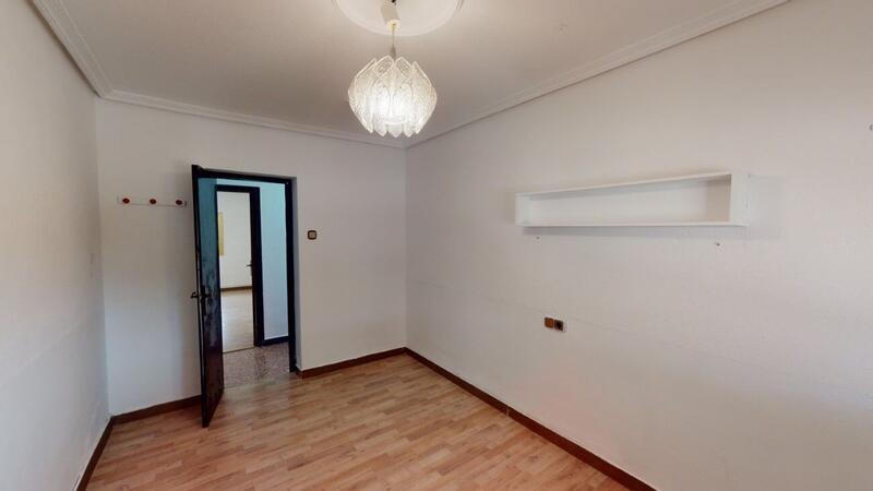 5 bedroom Villa for sale