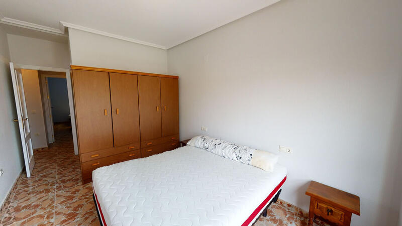 4 slaapkamer Appartement Te koop