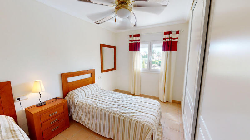 2 bedroom Apartment for sale