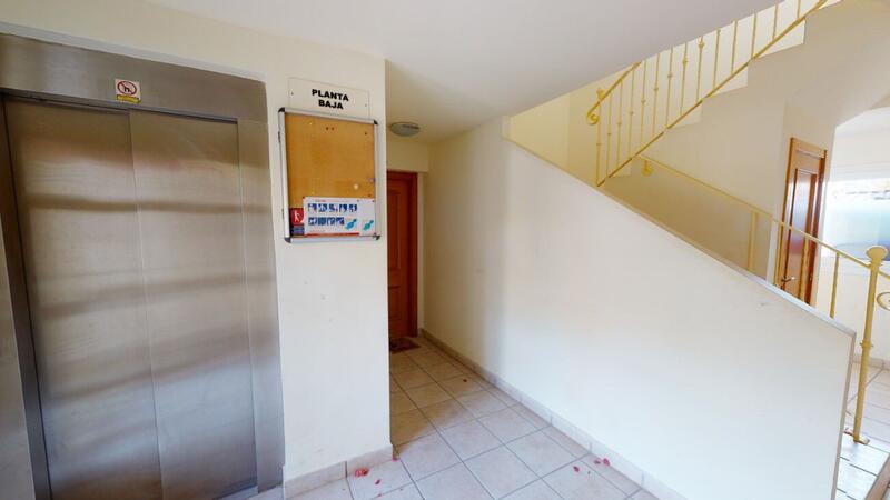 2 slaapkamer Appartement Te koop