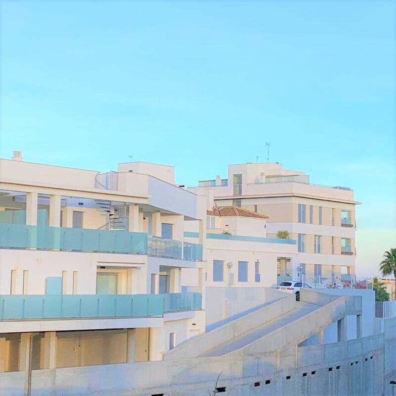 городская тюрьма продается в Villamartin, Alicante