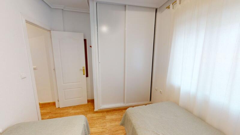 2 Cuarto Adosado en venta