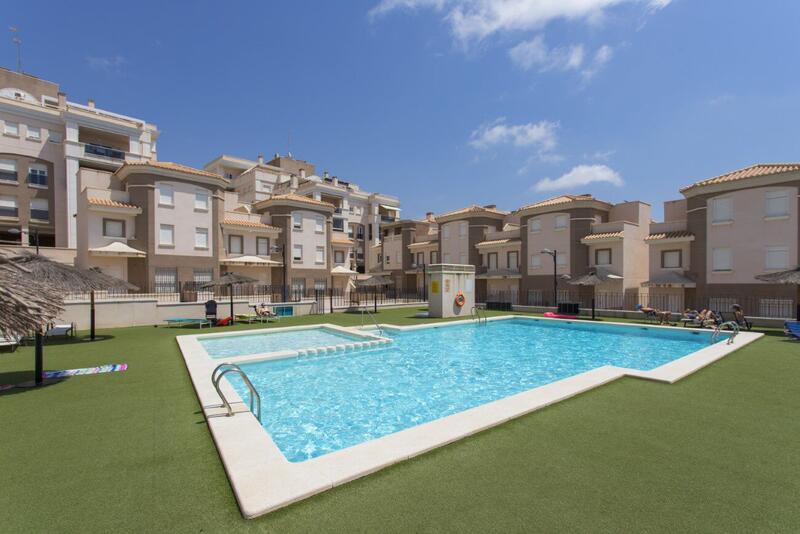 Apartamento en venta en Santa Pola, Alicante