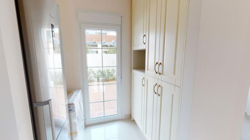 4 Cuarto Villa en venta