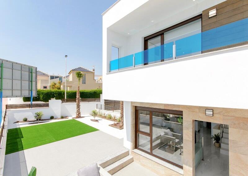 Townhouse for sale in Torrevieja, Alicante