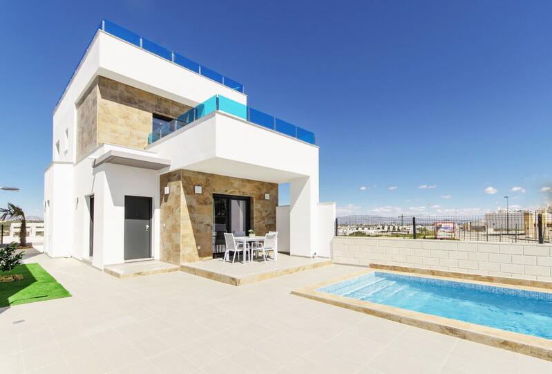 Villa for sale in Polop, Alicante