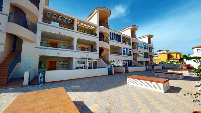 Apartamento en venta en Los Altos, Alicante