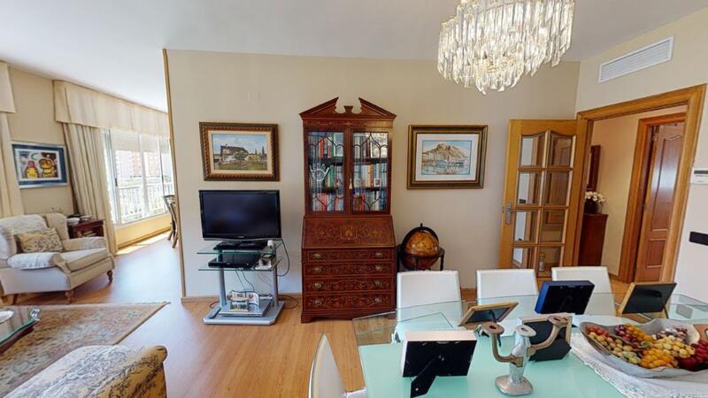 4 bedroom Apartment for sale