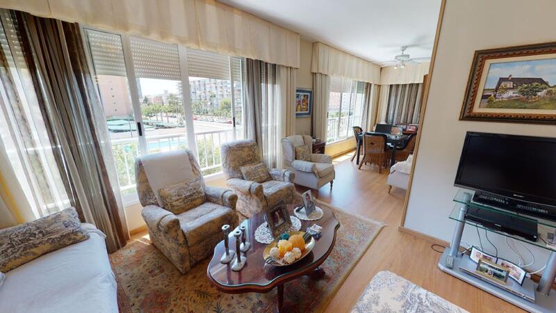 4 bedroom Apartment for sale