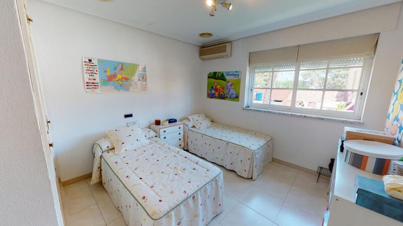 5 chambre Villa à vendre