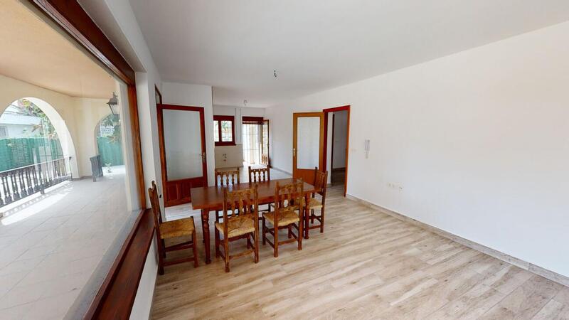 2 Cuarto Villa en venta