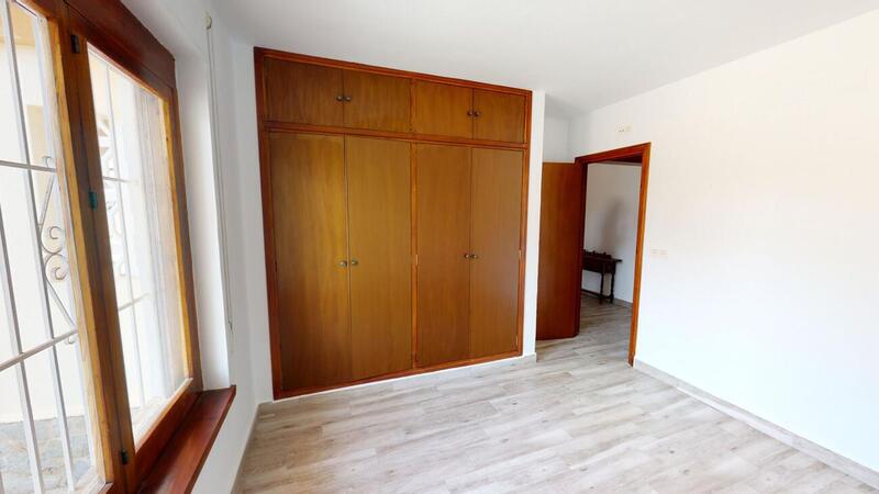 2 Cuarto Villa en venta