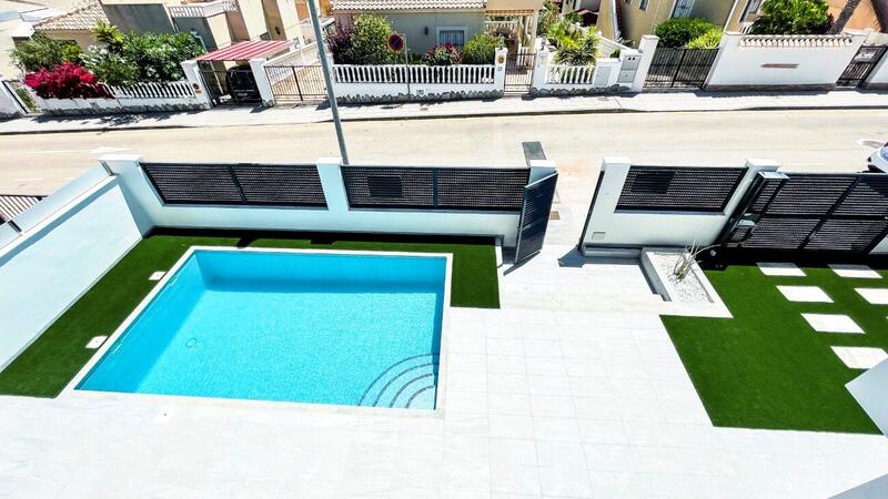 3 Cuarto Villa en venta