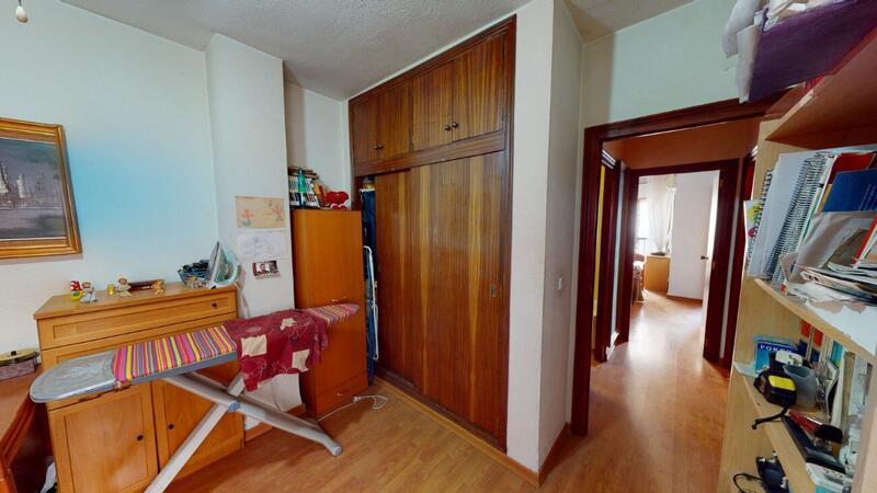 2 slaapkamer Appartement Te koop