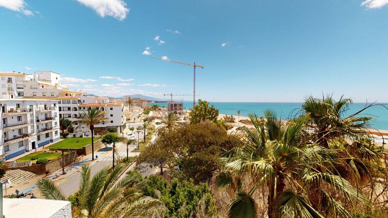 Lägenhet till salu i Estepona, Málaga