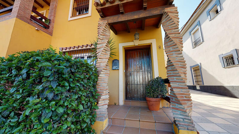 Townhouse for sale in Pueblo Nuevo de Castellar, Cádiz