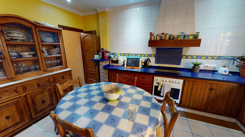 3 Schlafzimmer Stadthaus zu verkaufen