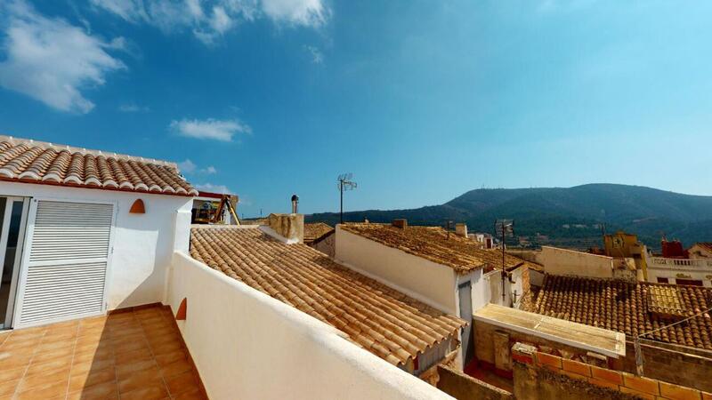 Byhus til salg i Benitachell, Alicante