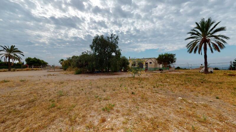 Villa zu verkaufen in Albatera, Alicante